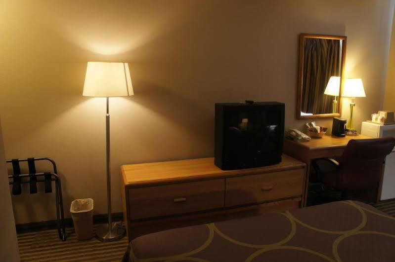 Motel Super 8 By Wyndham Fremont Ne Zewnętrze zdjęcie